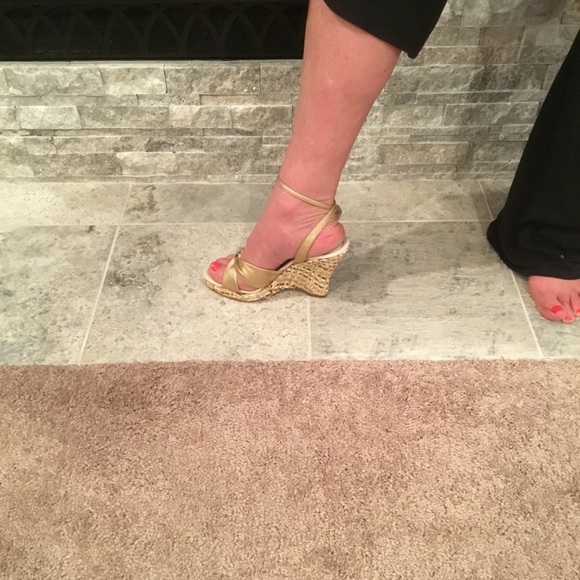 BELLOFATTO SANDALS - Picture 9 of 12